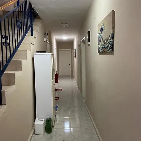尼斯旅馆 2* Çeşme