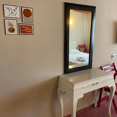 Nese Otel Çeşme