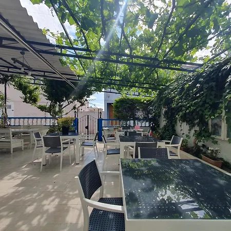 Nese Otel 3* Çeşme